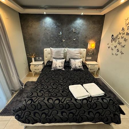Apartamento Amposta ซาลอว์ ภายนอก รูปภาพ