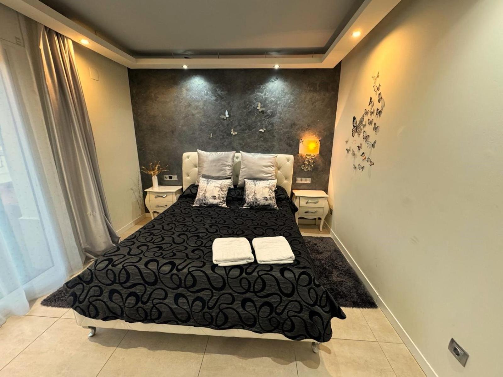 Apartamento Amposta ซาลอว์ ภายนอก รูปภาพ