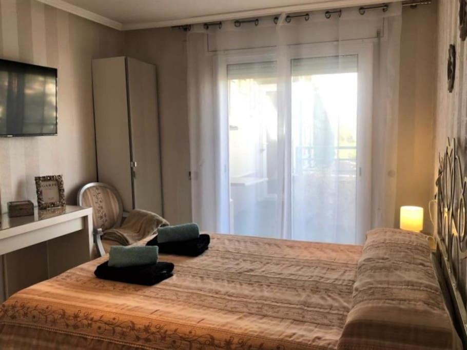 Apartamento Amposta ซาลอว์ ภายนอก รูปภาพ